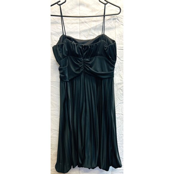 Betsy & Adam By Linda Bernell Black Pleated Dress With Beaded Waistband Size 14 - Picture 2 of 3